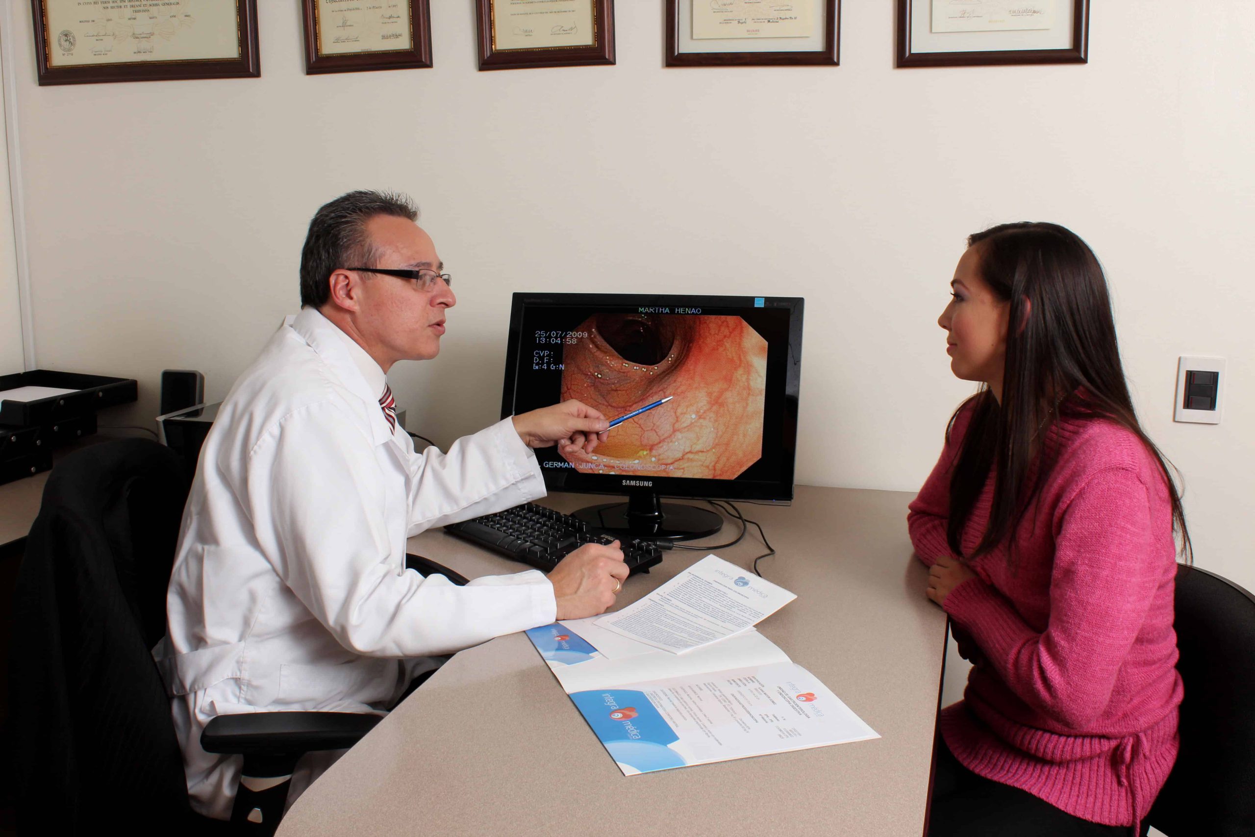 Colonoscopia con sedación Bogotá